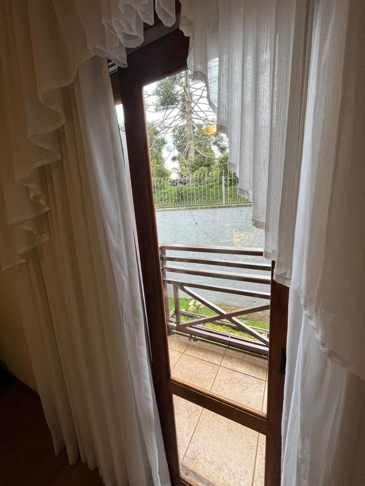 Pousada Condado Brasileiro Campos do Jordão Esterno foto